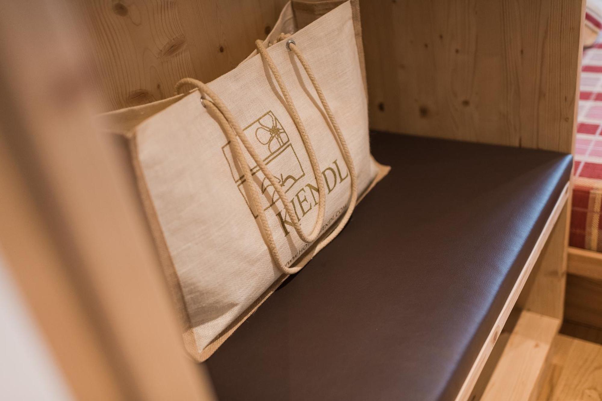 Hotel Kiendl Schenna Chambre photo